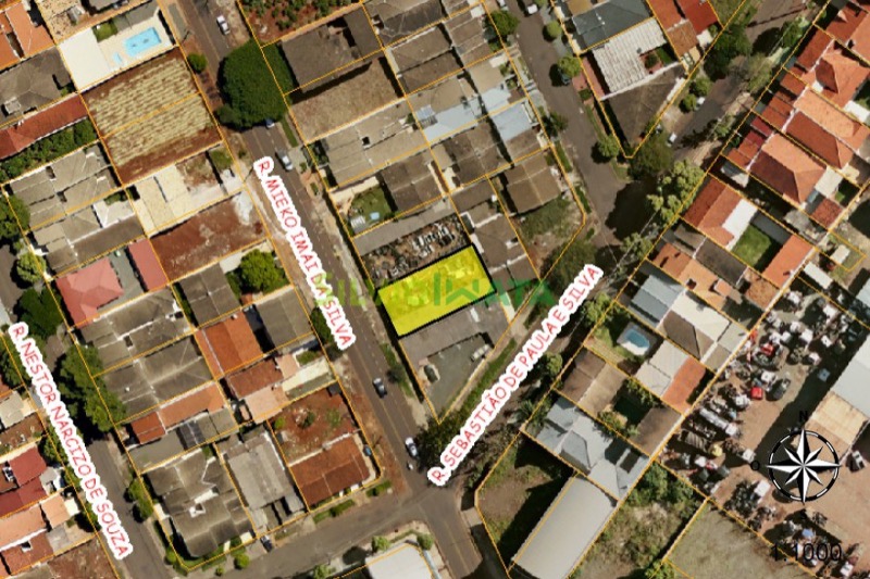 Vista aérea dos dois lotes comerciais vizinhos no Jardim Licce, delimitados no mapa.